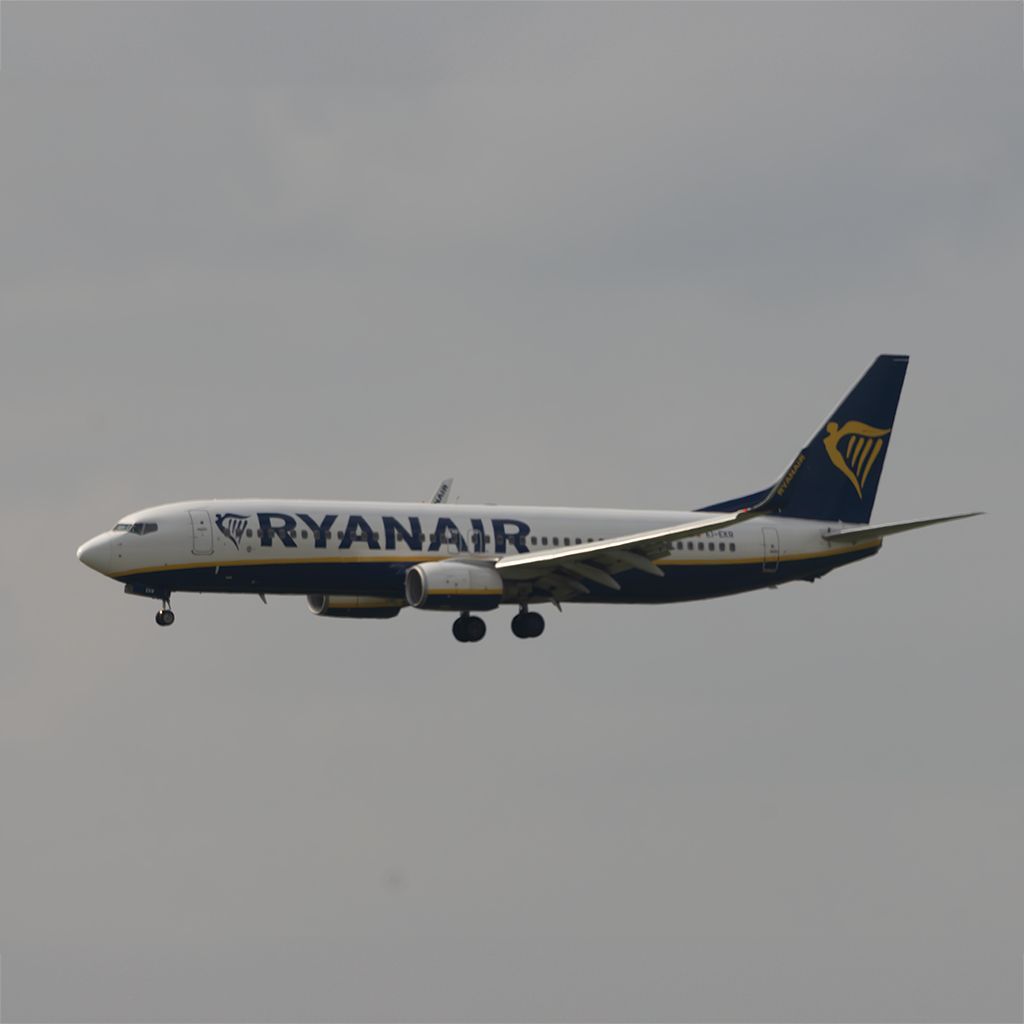 EI-EKR: Ryanair  Boeing 737-8AS