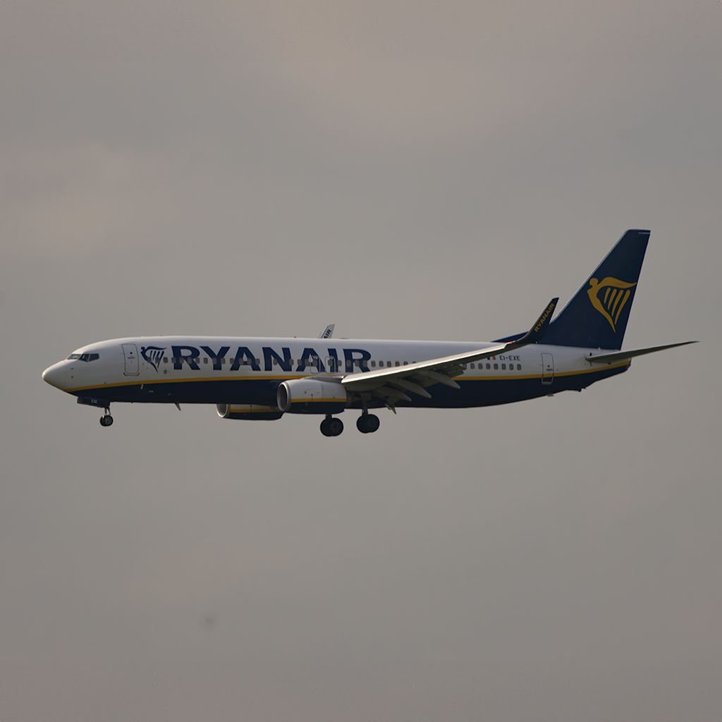 EI-EXE: Ryanair  Boeing 737-8AS