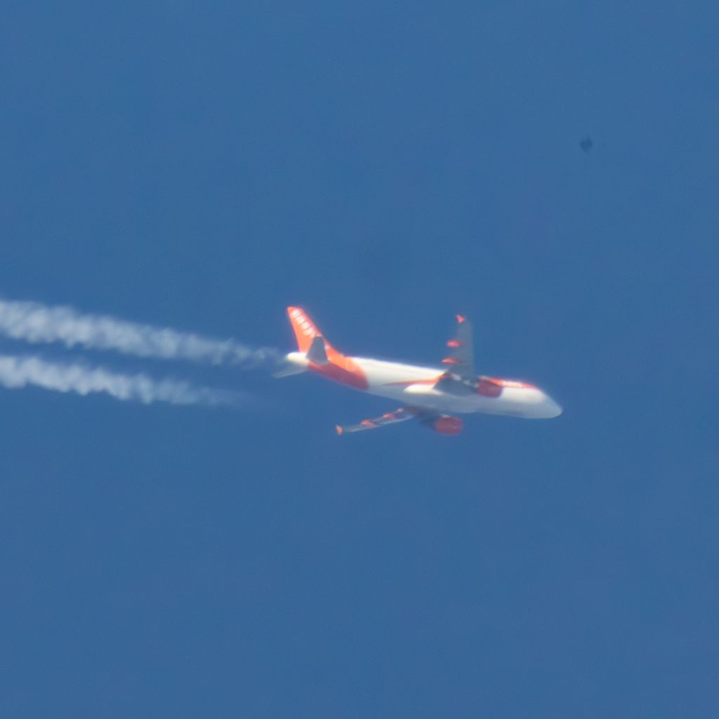 G-EZGR: easyJet  Airbus A319-111