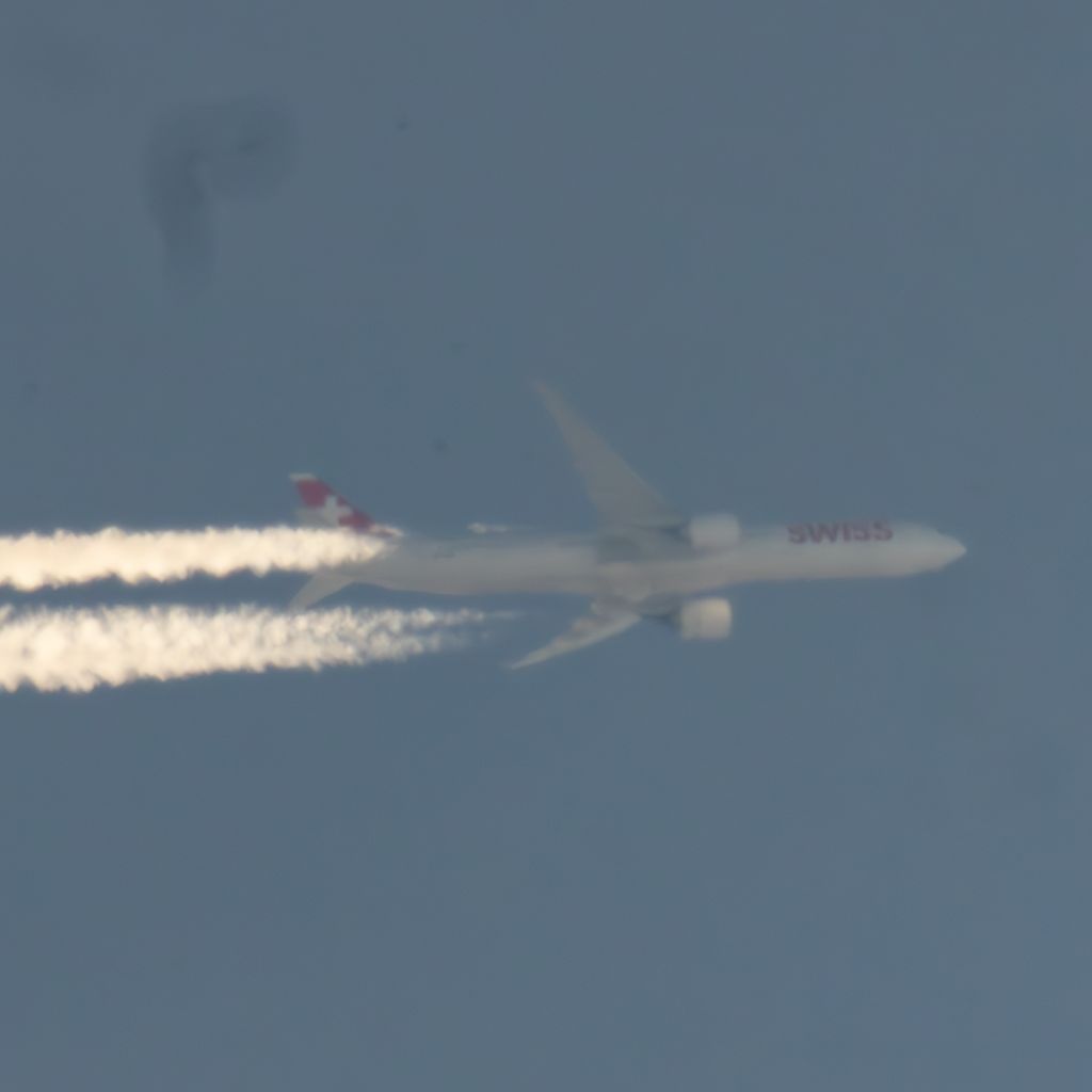 HB-JNA: Swiss  Boeing 777-3DE(ER)