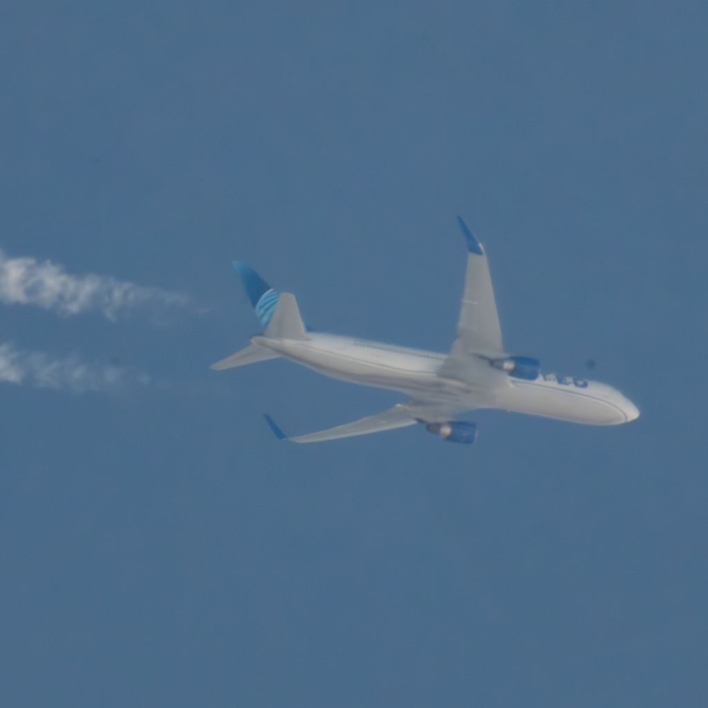 N670UA: United Airlines  Boeing 767-322(ER)