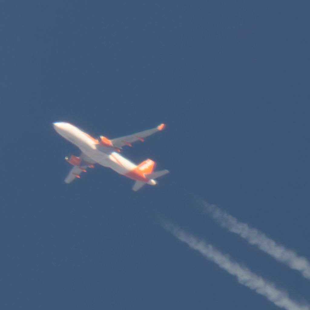 OE-IVF: easyJet  Airbus A320-214